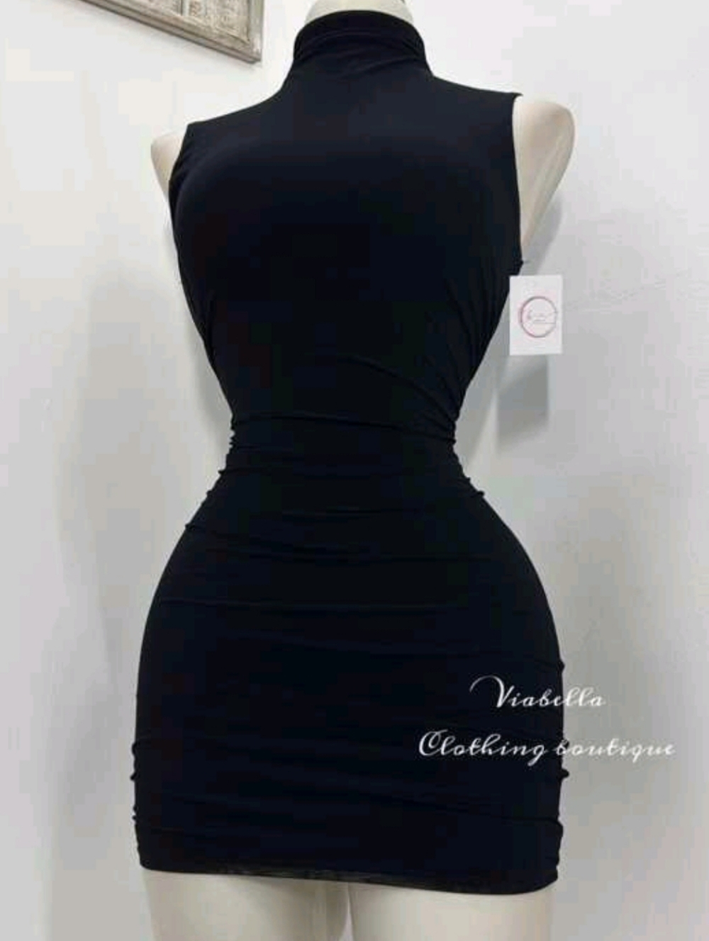 Black Sleeveless Bodycon Dress